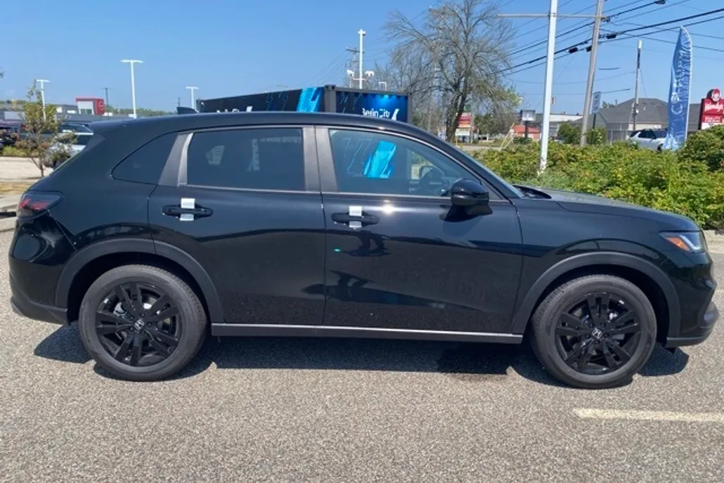 2026 Honda HR-V Sport photo 1