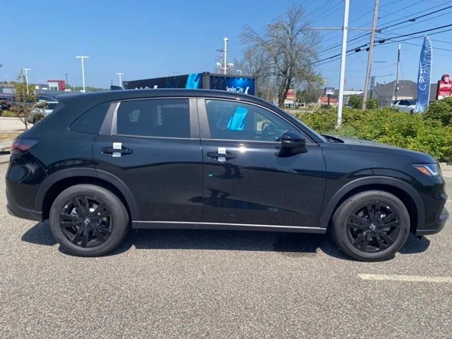 2026 Honda HR-V Sport photo 1