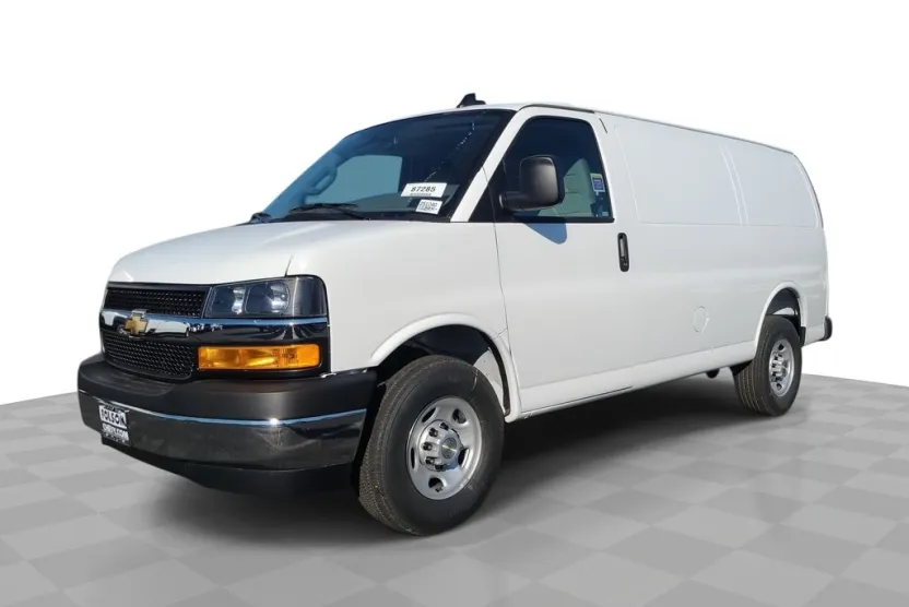2025 Chevrolet Express 2500 Work Van Cargo photo 1