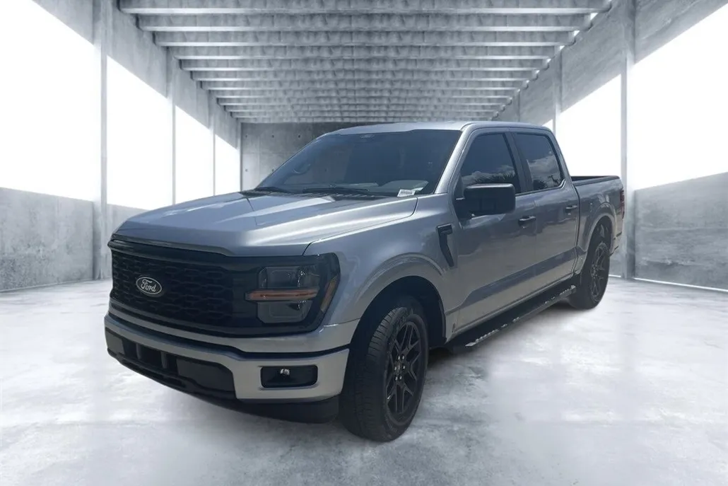 2025 Ford F-150 STX photo 1