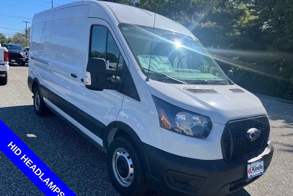 2025 Ford Transit Cargo Van photo 1