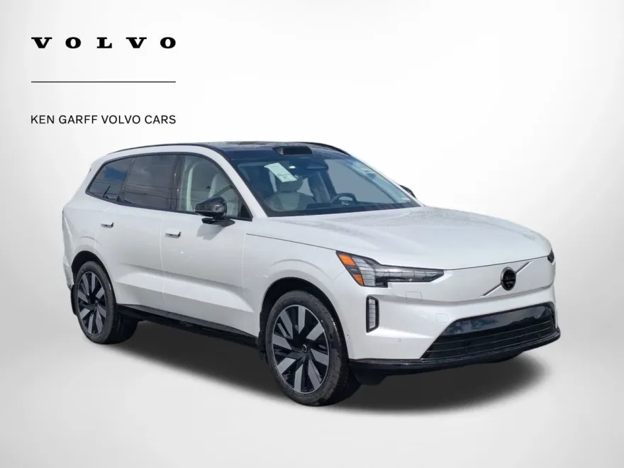 2025 Volvo EX90 Ultra photo 1