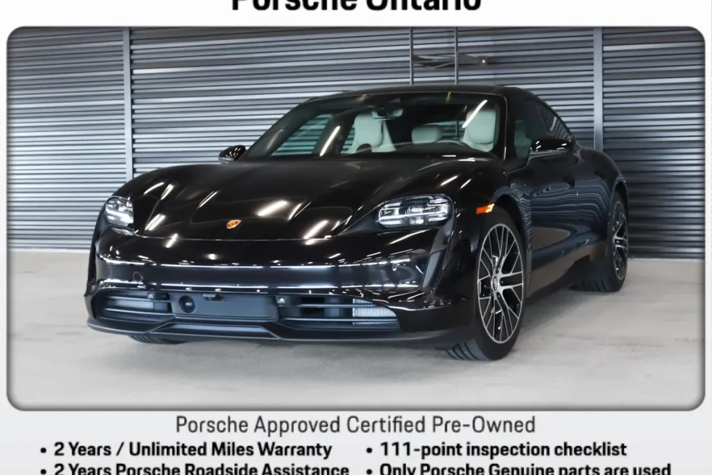 2022 Porsche Taycan photo 1