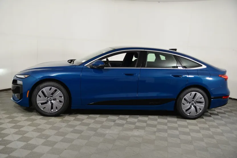 2025 Audi A6 Premium Plus photo 1