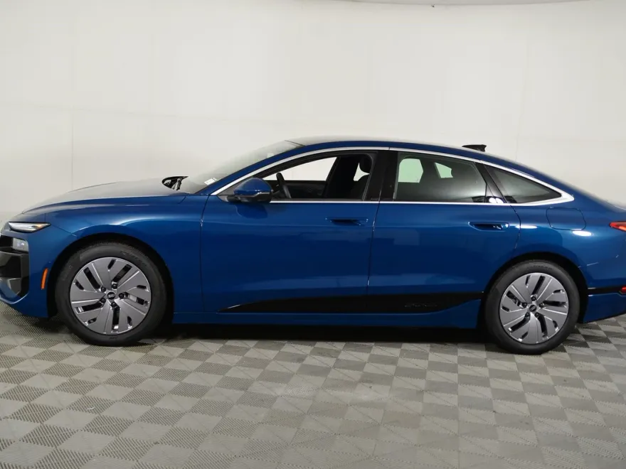 2025 Audi A6 Premium Plus photo 1