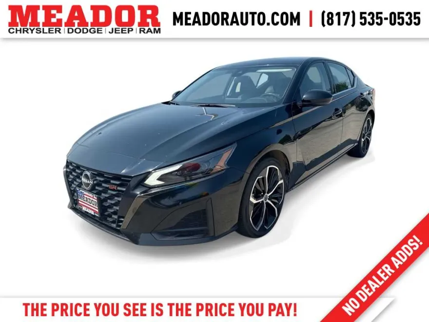 2023 Nissan Altima 2.5 SR photo 1