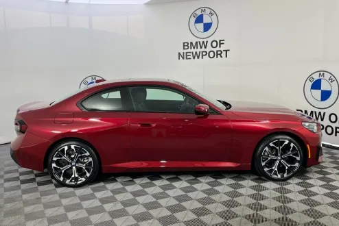 2025 Bmw 230i xDrive photo 2