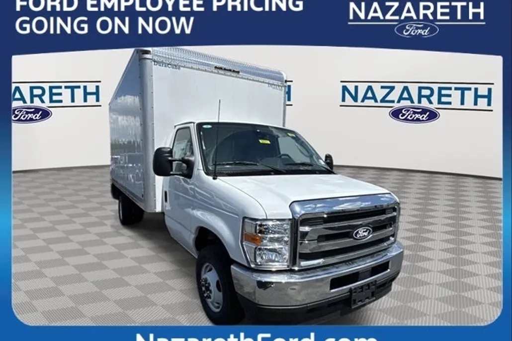 2026 Ford E-450 photo 1