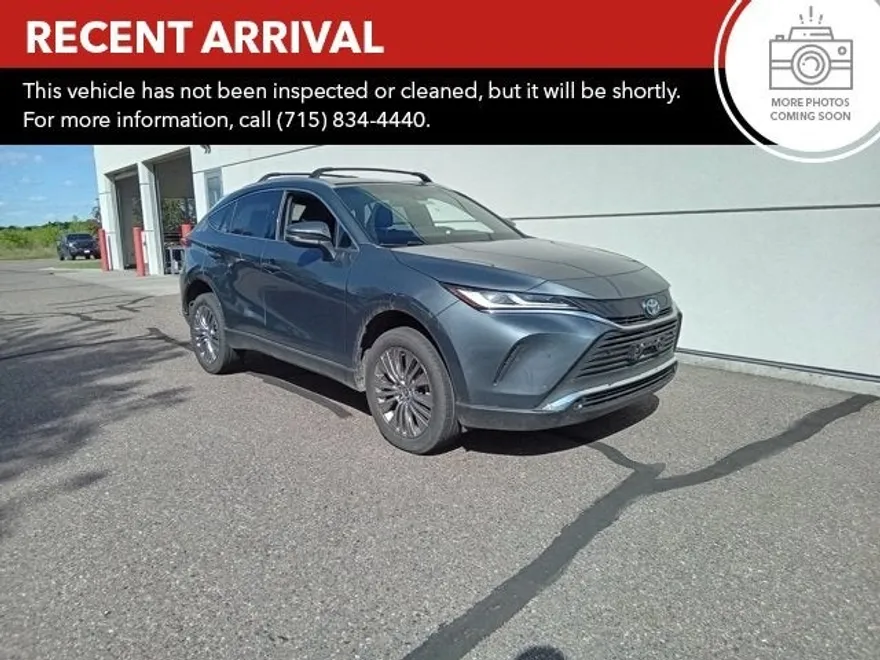 2022 Toyota Venza XLE photo 1