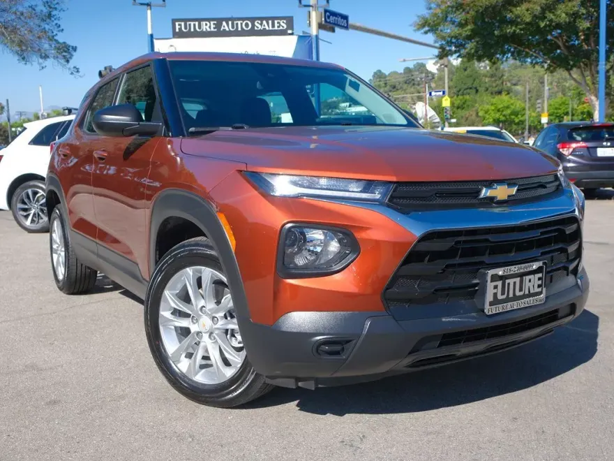 2021 Chevrolet Trailblazer LS photo 1