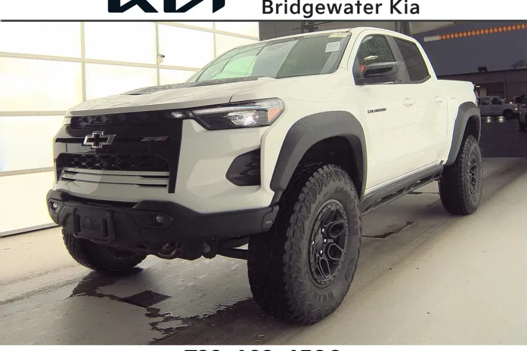 2024 Chevrolet Colorado ZR2 photo 1