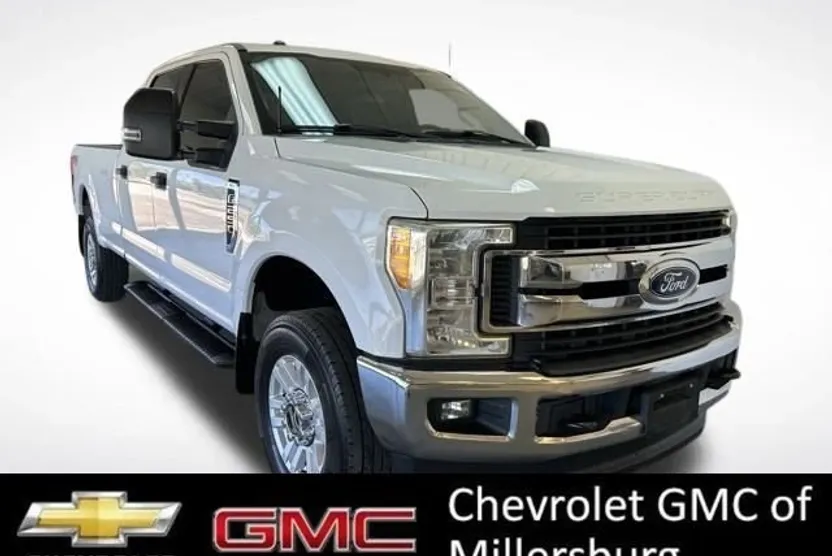 2017 Ford F-250 XLT photo 1
