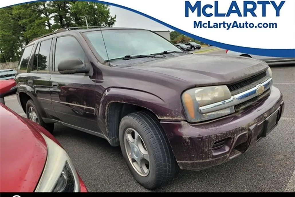 2008 Chevrolet Trailblazer LS photo 1