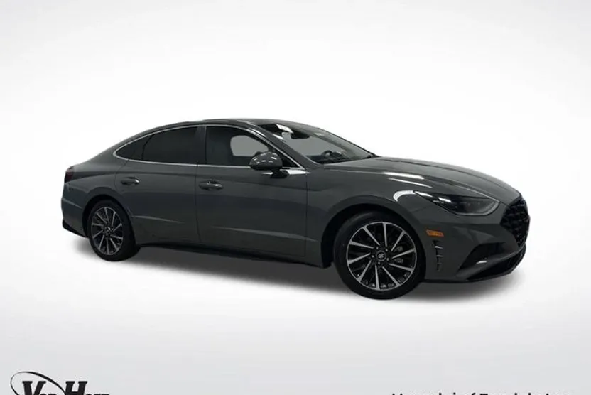 2020 Hyundai Sonata Limited photo 1