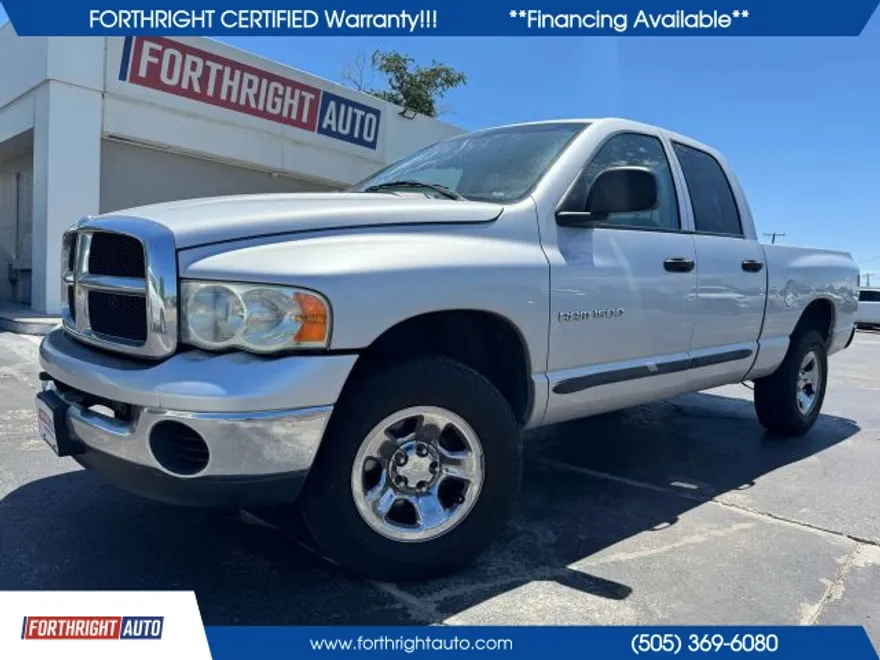 2004 Dodge Ram SLT photo 1