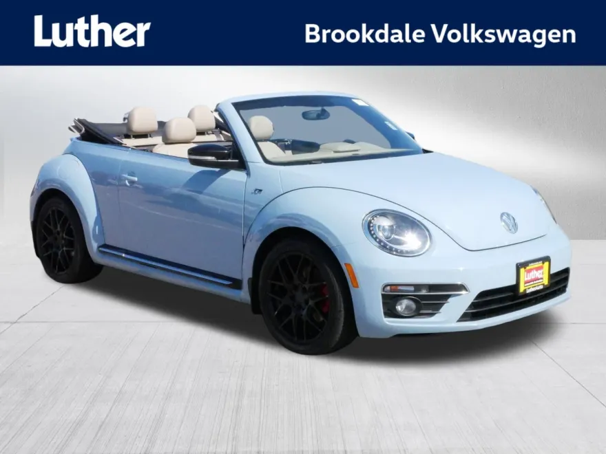 2014 Volkswagen Beetle Convertible R-Line photo 1