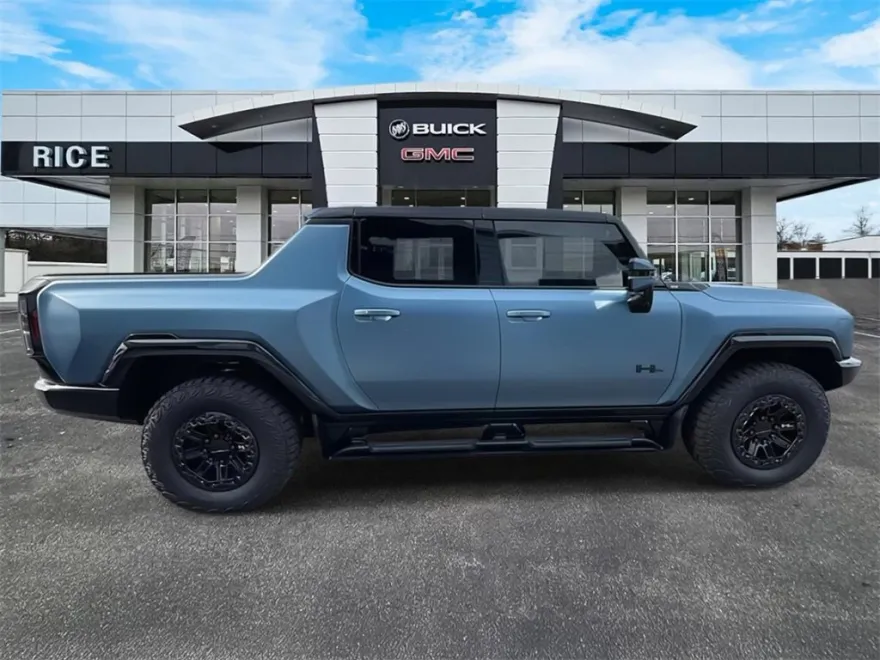 2024 Gmc Hummer EV photo 1