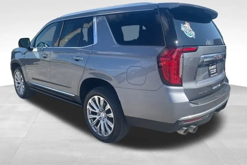 2022 Gmc Yukon Denali photo 1
