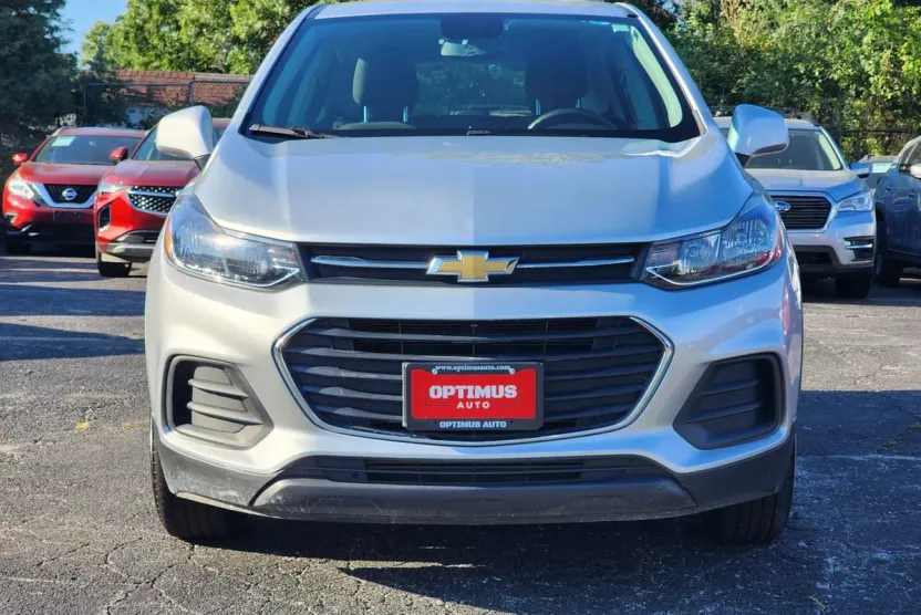 2018 Chevrolet Trax LS photo 1
