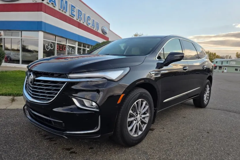 2022 Buick Enclave Premium photo 1