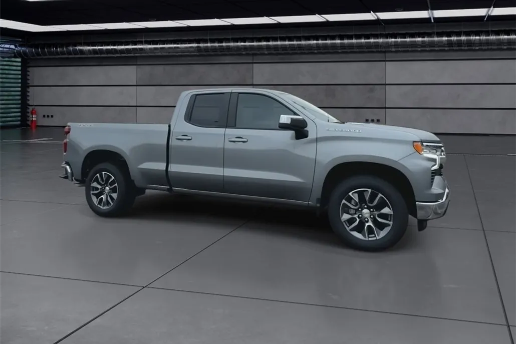 2026 Chevrolet Silverado 1500 LT photo 1