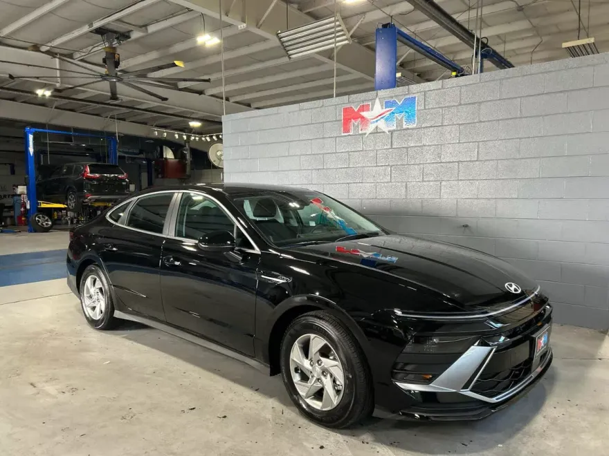 2025 Hyundai Sonata SE photo 1