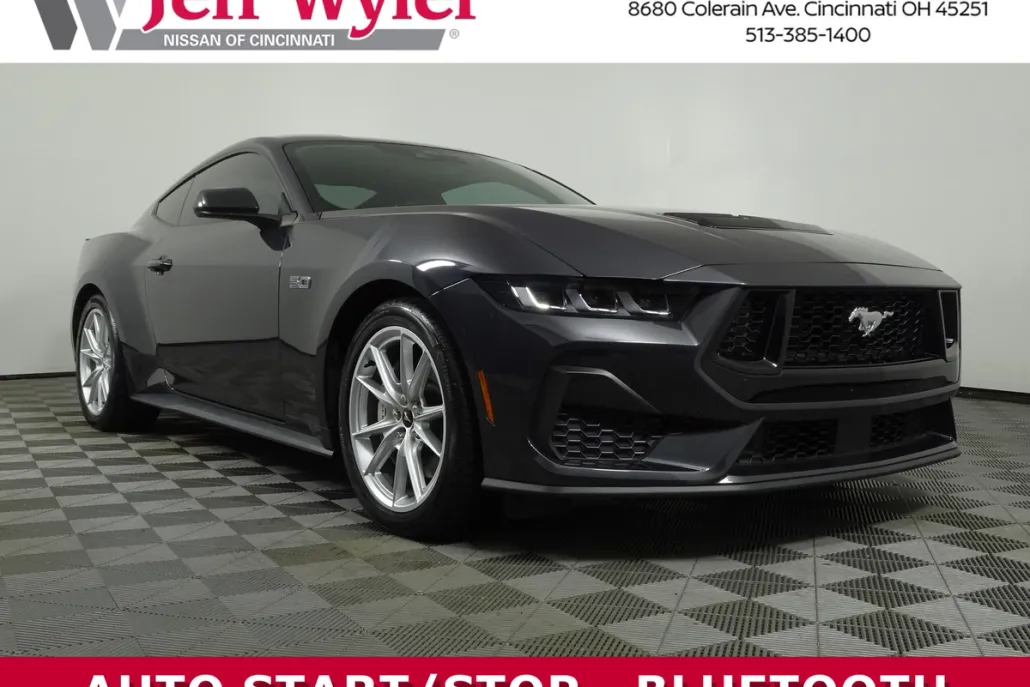 2024 Ford Mustang GT Premium photo 1