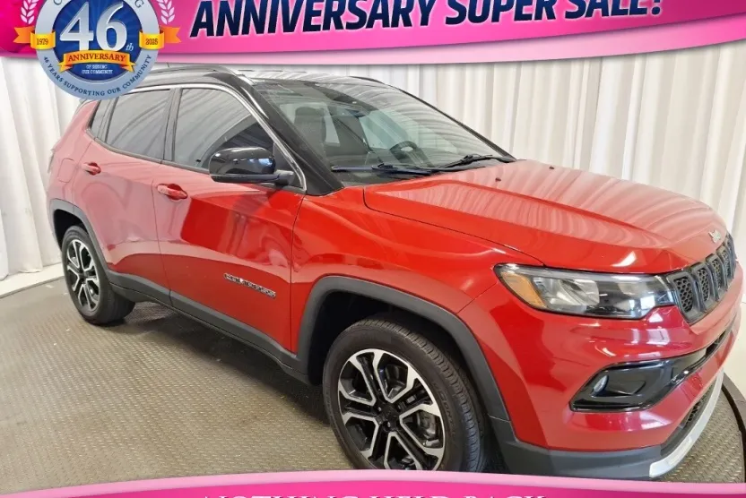 2023 Jeep Compass Limited photo 1