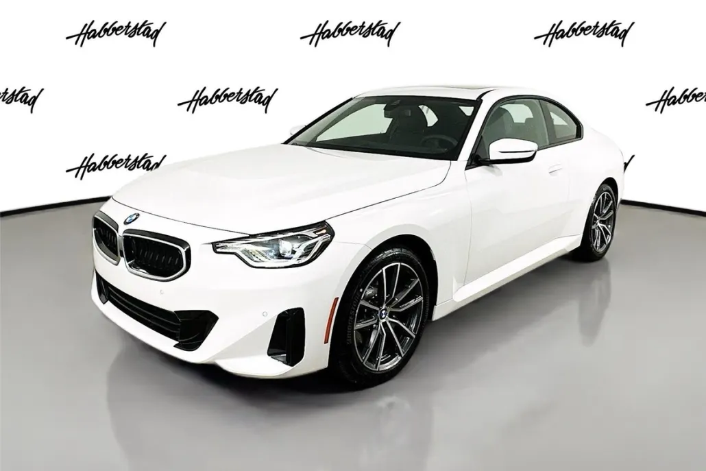 2025 Bmw 230i xDrive photo 1