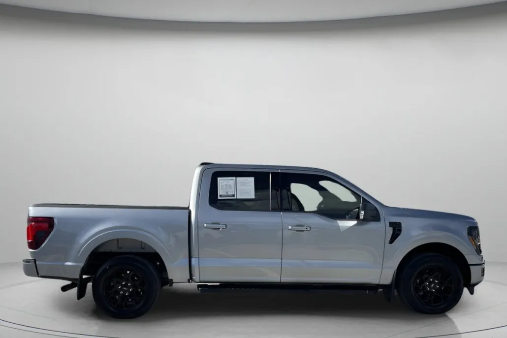 2024 Ford F-150 XLT photo 1