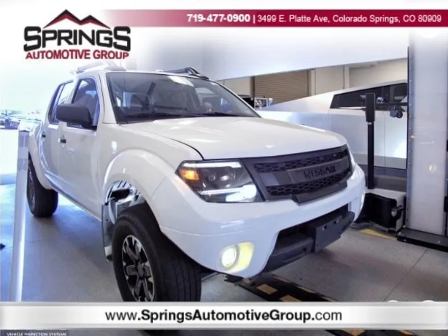 2018 Nissan Frontier PRO-4X photo 1