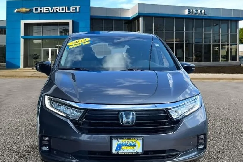 2022 Honda Odyssey Touring photo 1