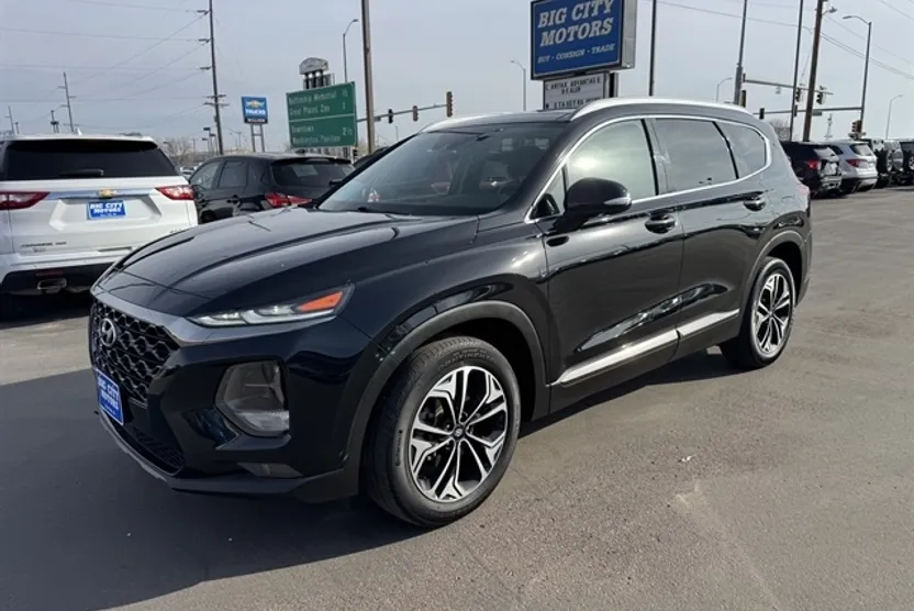 2019 Hyundai Santa Fe Limited photo 1