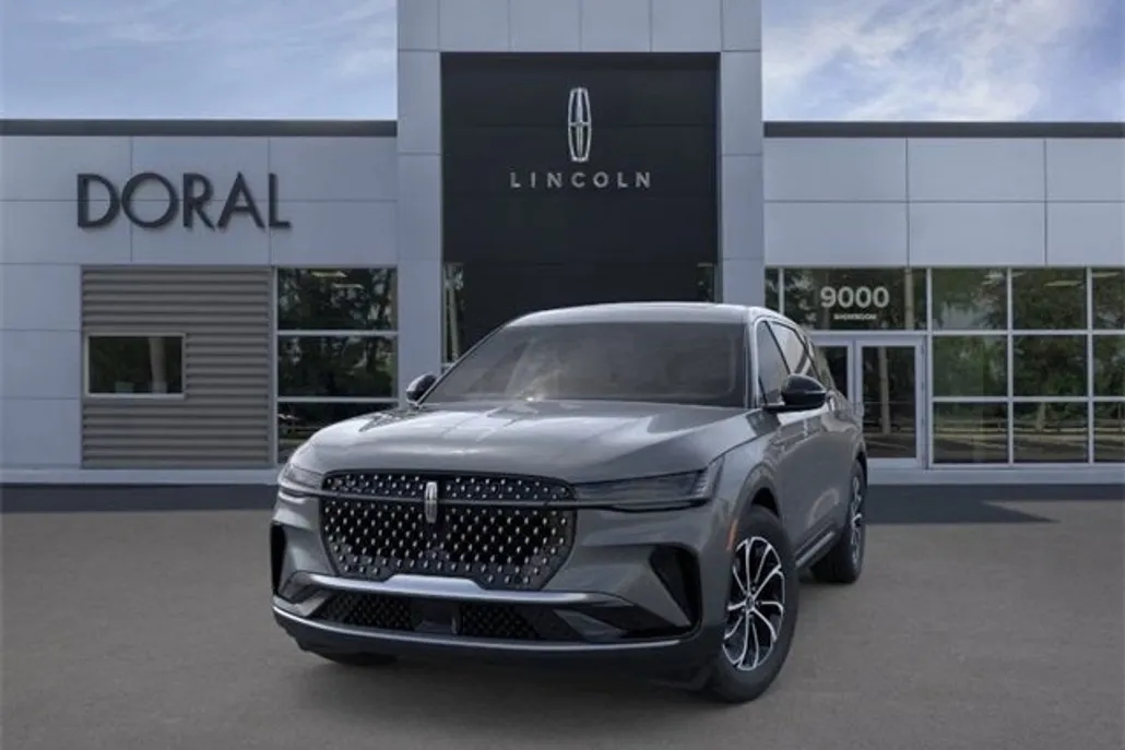 2025 Lincoln Nautilus Premiere photo 1