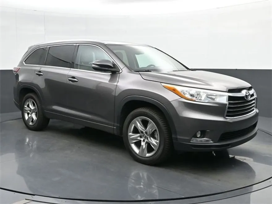 2016 Toyota Highlander Limited photo 1