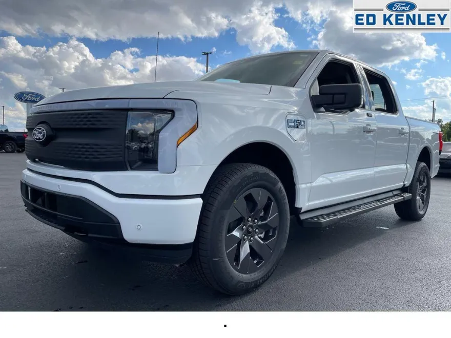2025 Ford F-150 Lightning photo 1