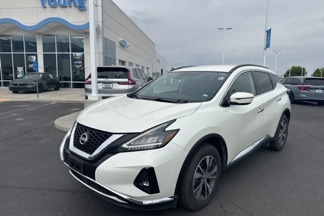 2023 Nissan Murano SV photo 1