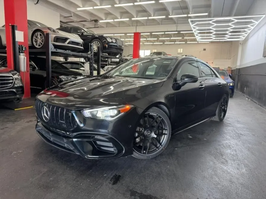 2022 Mercedes Benz CLA AMG 45 4MATIC photo 1