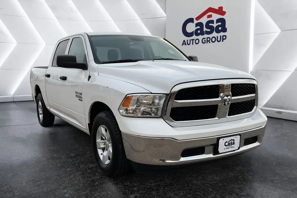 2022 Ram 1500 Classic SLT photo 1