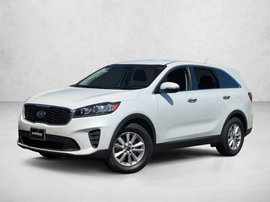 2020 Kia Sorento LX photo 1