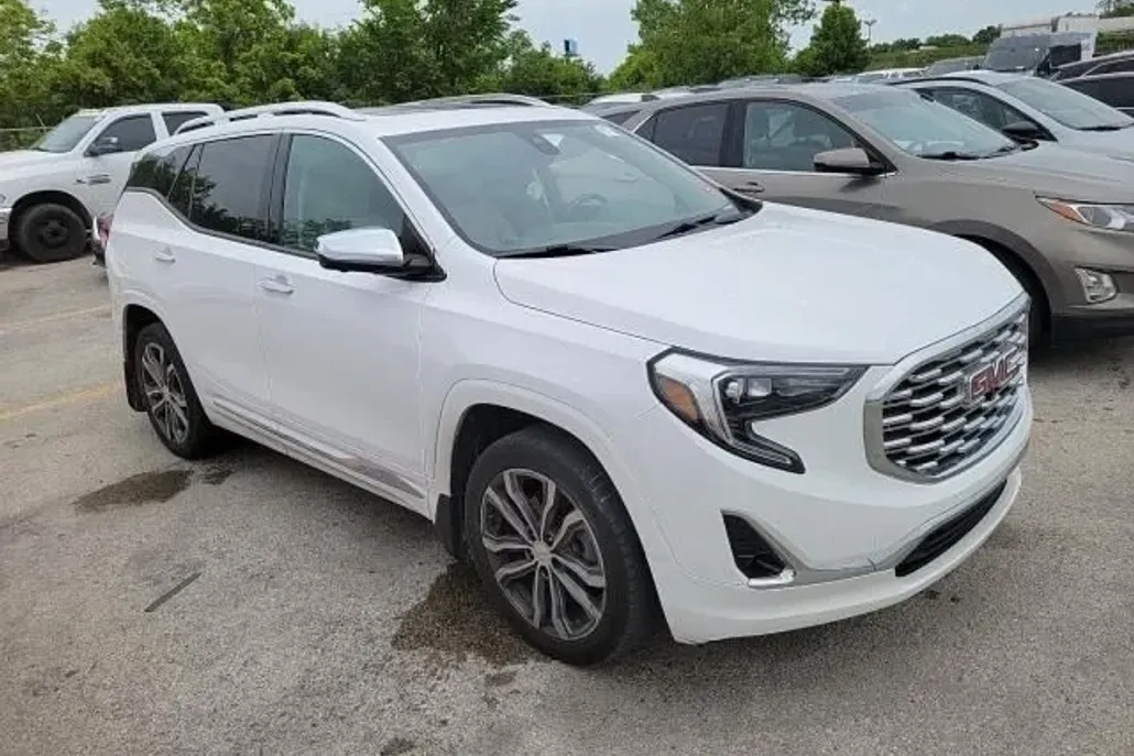 2020 Gmc Terrain Denali photo 1