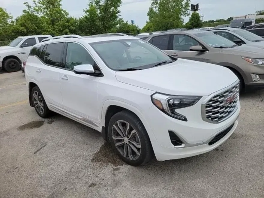2020 Gmc Terrain Denali photo 1