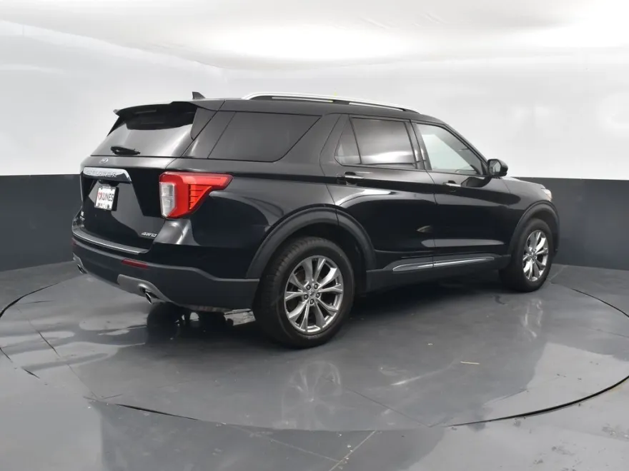 2022 Ford Explorer Limited photo 1