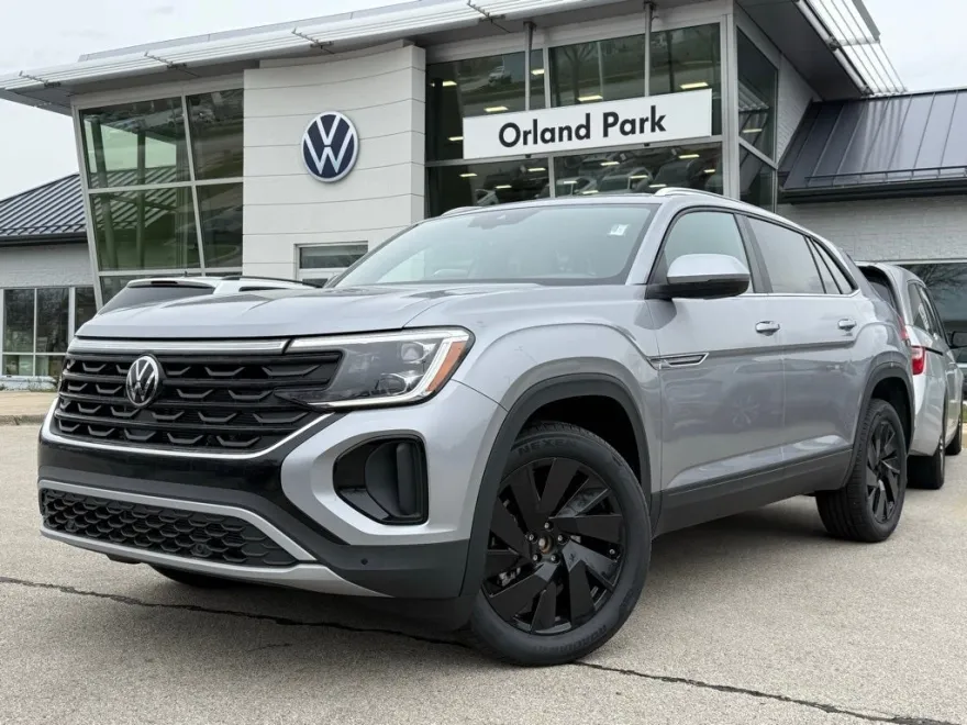 2025 Volkswagen Atlas Cross Sport SE Technology photo 1