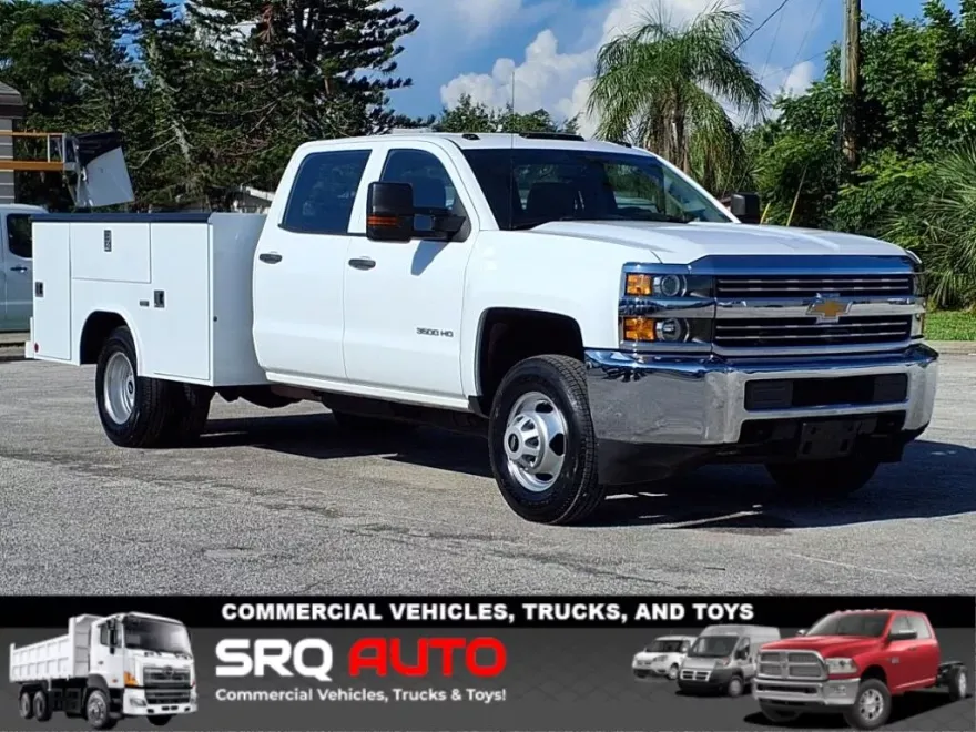 2016 Chevrolet Silverado 3500HD photo 1