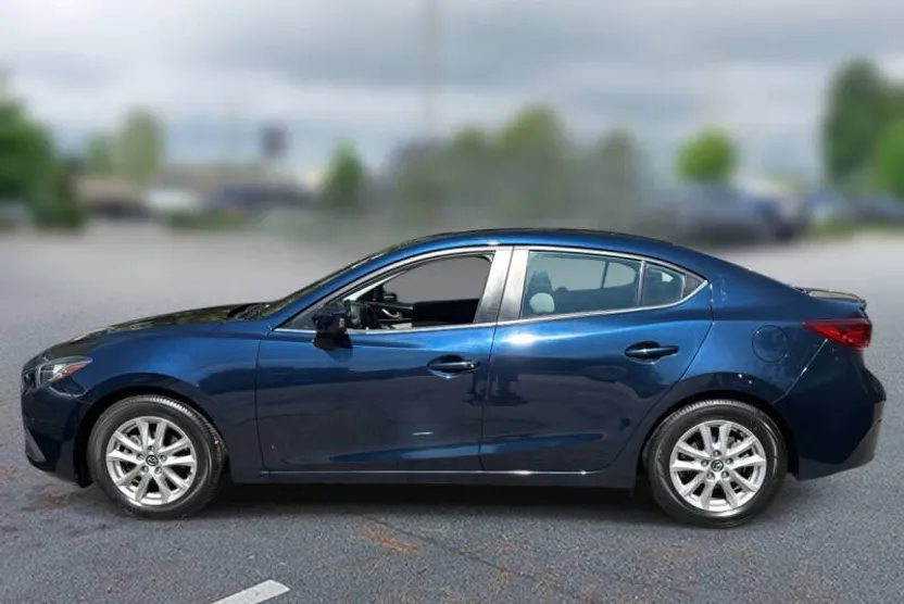 2015 Mazda Mazda3 Touring photo 1