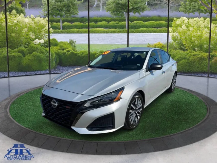 2025 Nissan Altima SV photo 1