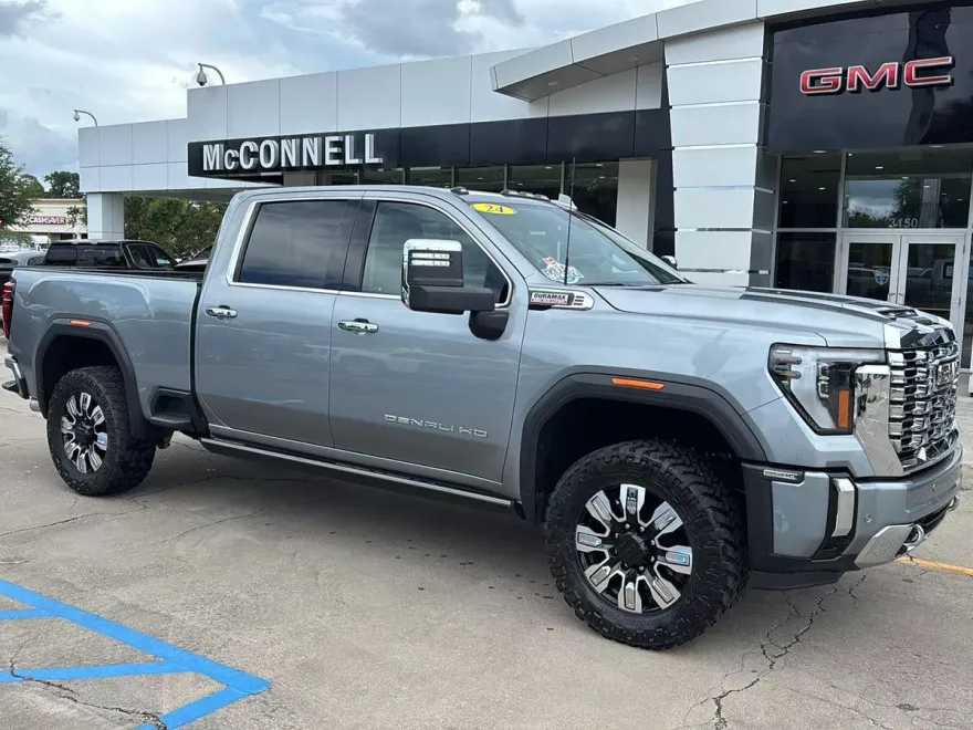 2024 Gmc Sierra 2500 HD Denali photo 1
