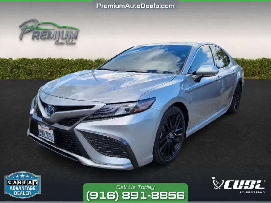 2021 Toyota Camry Hybrid XSE photo 1