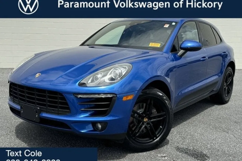 2017 Porsche Macan Base photo 1